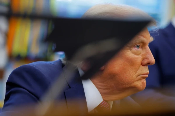 Хозяин Белого Дома одержим сделками со злодеями.