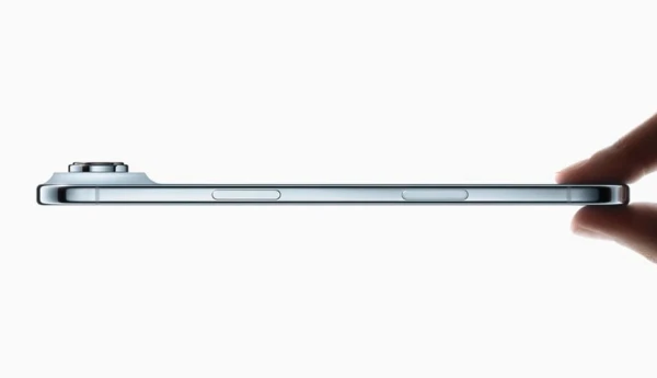 Apple skaidro jauno iPhone nepilnības