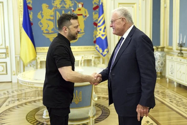 Zelenskis tikās ar Trampa speciālo pārstāvi