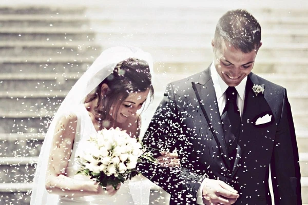 Совет да любовь молодым - но не всем.