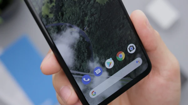 Android atjauninājums pārvērta viedtālruņus par «ķieģeļiem»