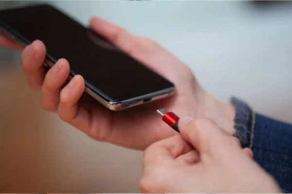Pieci noteikumi, kas palīdz pagarināt telefona kalpošanas laiku