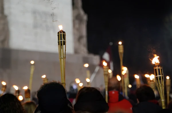 Saeimas komisija pieņēma lēmumu par Lāčplēša dienu kā oficiālu svētku dienu