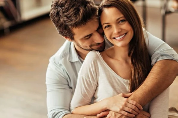 Skatos uz tevi kā spogulī: kāpēc mēs meklējam partneri, kurš līdzīgs mums