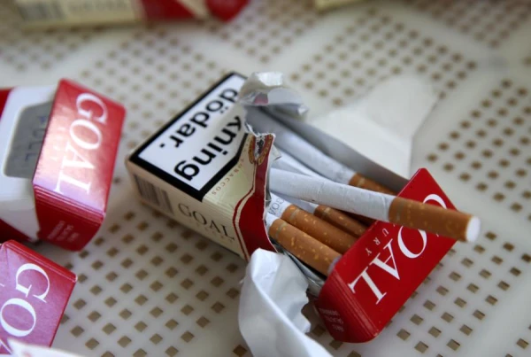 Atklāj 1,96 miljonus kontrabandas cigarešu kravā ar svaigu papriku