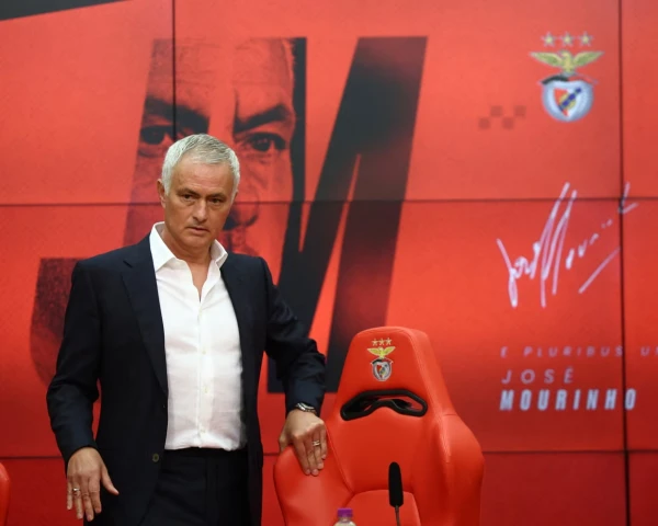 Oficiāli: pēc 25 gadiem Žoze Mourinju atgriezies „Benfikā», kļūstot par kluba galveno treneri