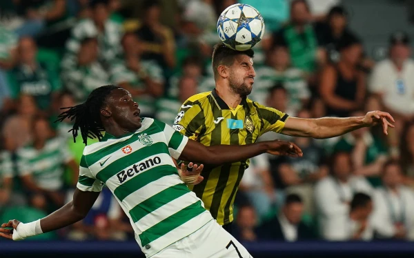 Debija spēlē UEFA Čempionu līgas kopējā posmā «Kairat» smagi zaudēja «Sporting»