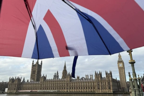 Britu deputātiem mācīs aizsargāties no Krievijas spiegiem