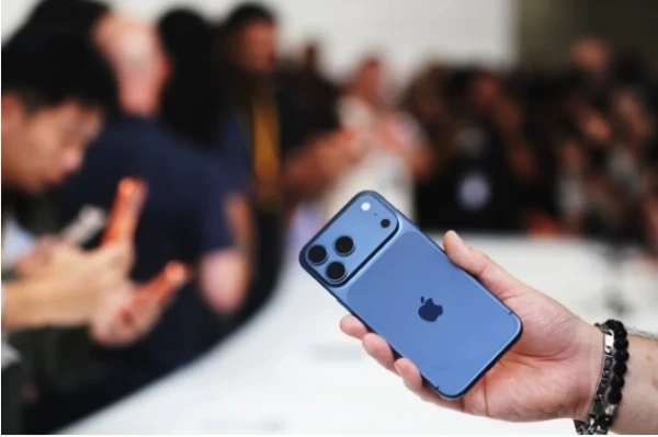 Jauno iPhone aizliedza pārdot Ķīnā