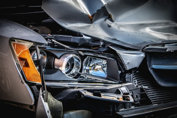 Kurzemē ceļu satiksmes negadījumā dzīvību zaudējis auto pasažieris