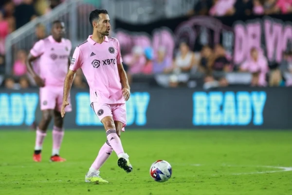 Leģenda «Barselonas» un Spānijas izlases paziņoja par karjeras beigām