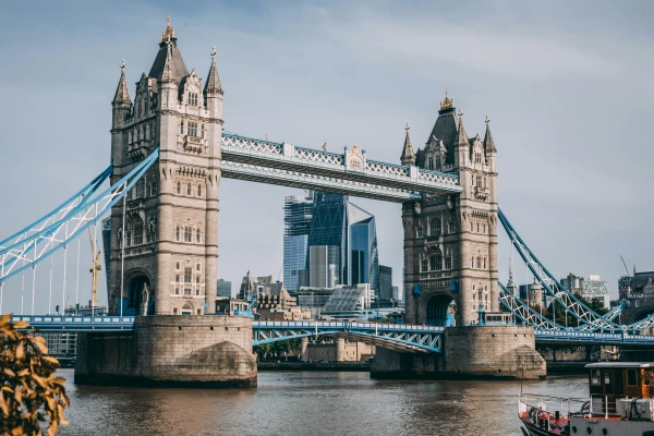 Petīciju pret digitālajām ID kartēm paraksta pusotrs miljons britu