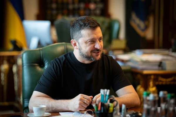 x.com/ZelenskyyUa