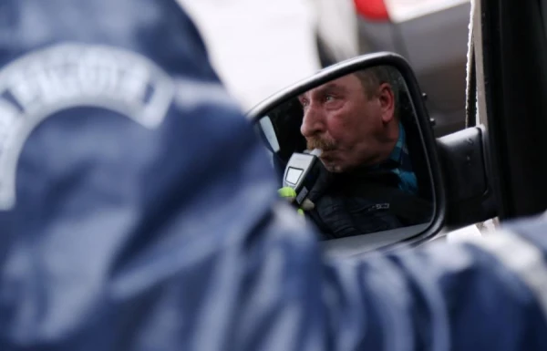 Nedēļas pirmajā dienā pieķerti deviņi šoferi alkohola reibumā un divi narkotiku ietekmē