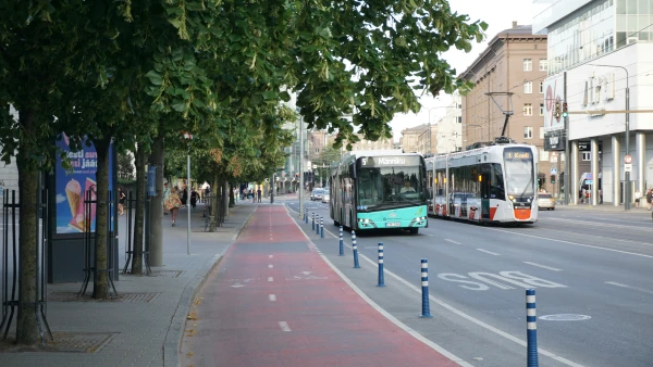 Rekordliels Tallinas autobusu vadītāju skaits sācis apgūt igauņu valodu