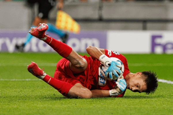 18 gadus vecajam «Kairata» vārtsargam uzdāvināja auto pēc 0:5 pret «Reālu»