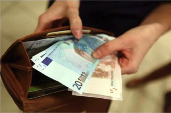 Minimālo algu Latvijā atkal paaugstinās. Kad un par cik?