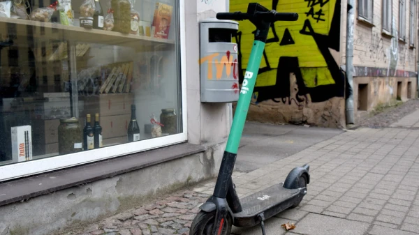 Aizvadītajā diennaktī Latvijā ceļu satiksmes negadījumos cieta 11 cilvēki