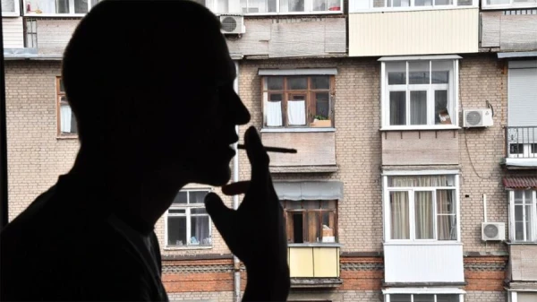 Tas vairs nav 90. gadi, mežā nevienu neaizved, bet... Kas notiek ar parādniekiem par dzīvokļu maksājumiem?