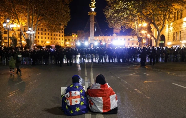 Gruzijas prezidents atklāj Tbilisi nemieru organizatorus