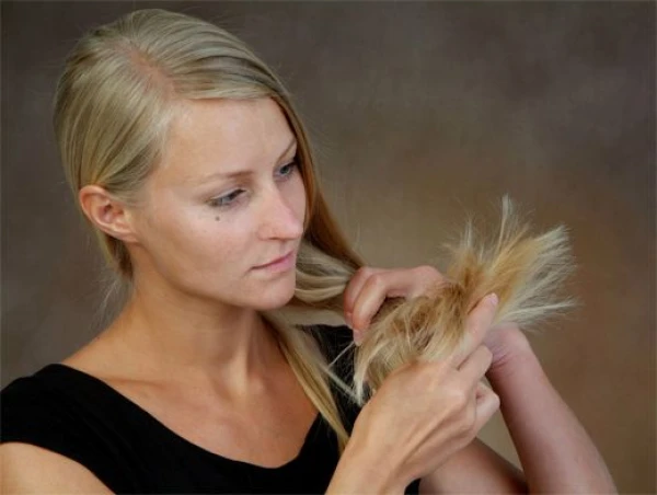 Nosaukti divi matu izkrišanu provocējoši dzērieni