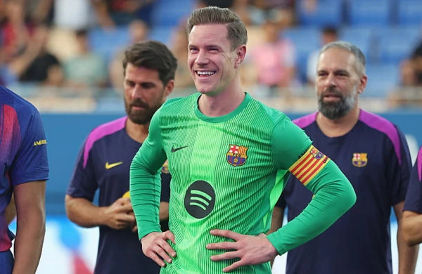 Vārtsargs «Barcelona» Marks-Andrē Ter Štēgens var pāriet uz APL topklubu