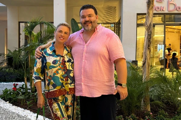 Laimīga, neskatoties uz zīmogu: Anna Semenoviča par mīļoto un dāsnajiem dāvanām