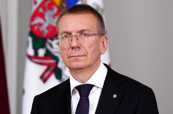 Valsts prezidents dosies atvaļinājumā