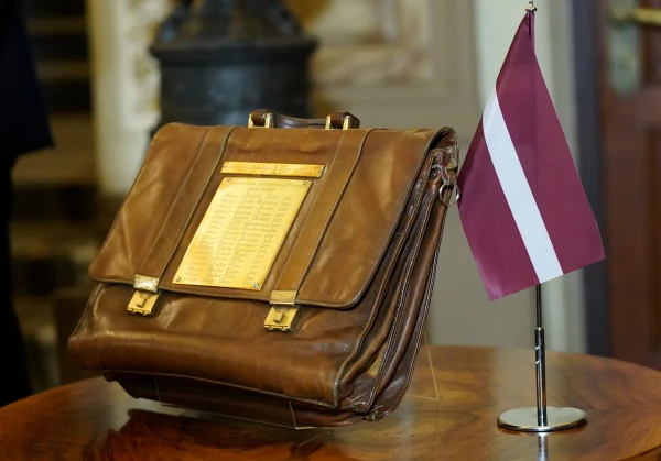 Atsevišķi Latvijas varas pārstāvji gatavo slepenas izmaiņas 2026. gada budžetā
