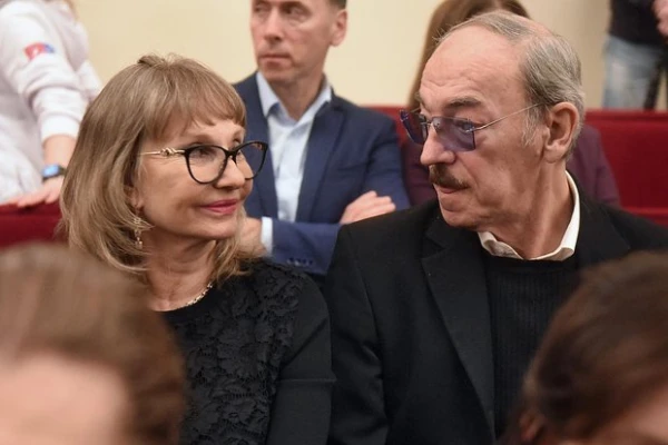 Bojarska sieva reaģēja uz skumjām ziņām par viņu