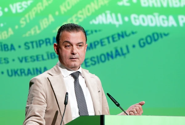 Mediķu arodbiedrība izsaka neuzticību veselības ministram