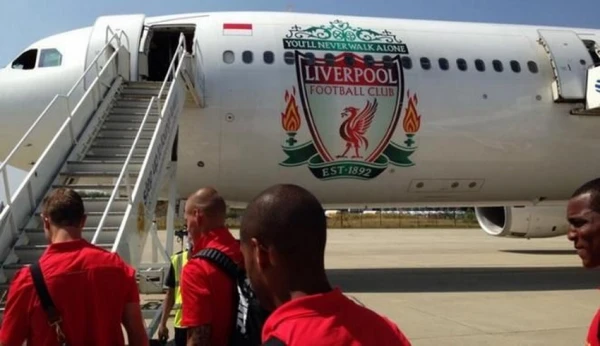 «Liverpool» nespēja izlidot uz Čempionu līgas spēli ar «Eintracht» dēļ problēmām ar lidmašīnu