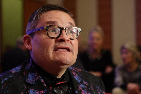 Aleksandrs Vasiļjevs tiek aizdomās par Luvras aplaupīšanu