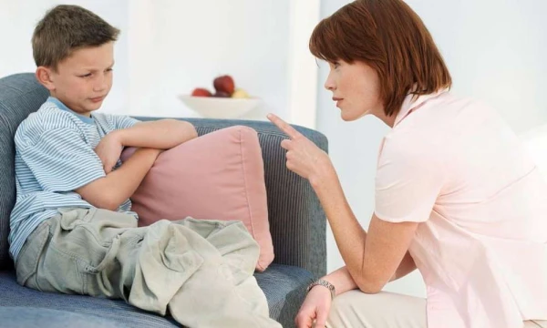 Apstājies, kamēr nav par vēlu! 7 pazīmes, ka tu lauz bērnu ar savu kontroli