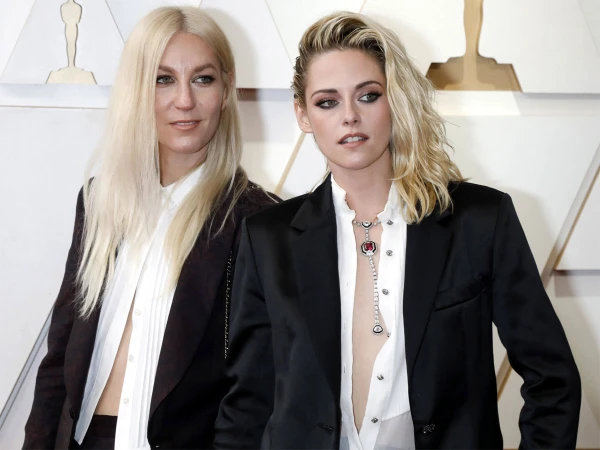 Кристен Стюарт и Дилан Мейер.