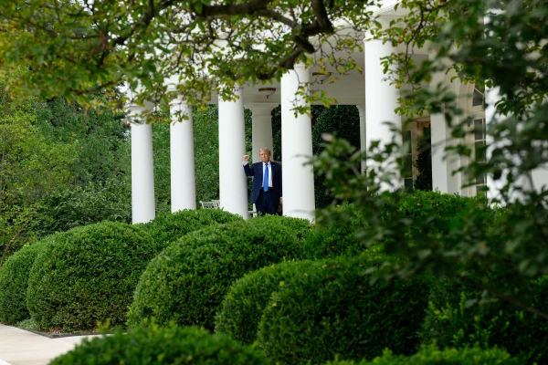 Tramps pavēl sākt kodolieroču izmēģinājumus