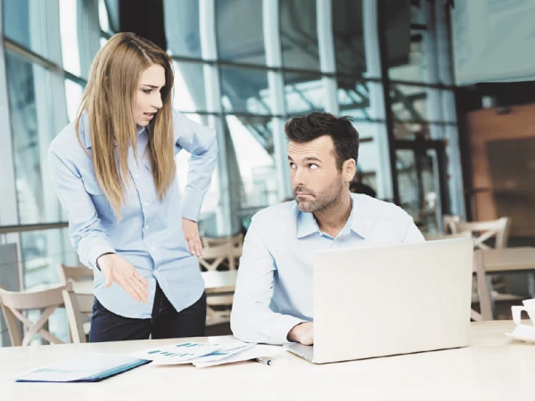 Būt ērtiem — tas ir slazds: 7 kļūdas, kas iznīcina jūsu personīgās robežas