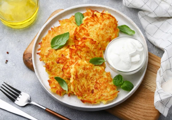 Noslēpumainā sastāvdaļa ideāliem kartupeļu pankūkām: vīrs būs sajūsmā