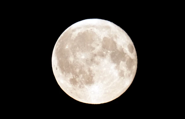 Pilnmēness 2025. gadā novembrī: Mednieka mēness