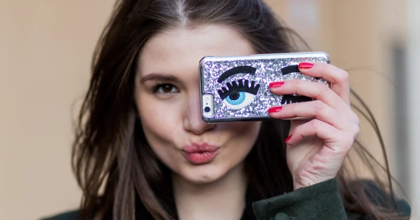 Kā atbrīvoties no tumšajiem lokiem zem acīm: 9 padomi, kas patiešām darbojas