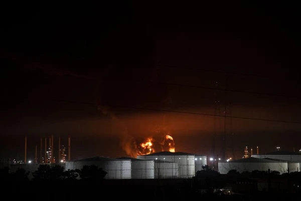 Irānā notikuši spēcīgi sprādzieni