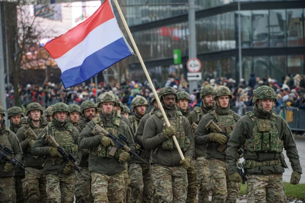 «Es domāju citu»: Eiropas ministrs atteicās no draudiem izdzēst Maskavu no pasaules kartes