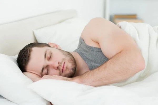 Vai var izguļties brīvdienās par visu nedēļu: kā pareizi?