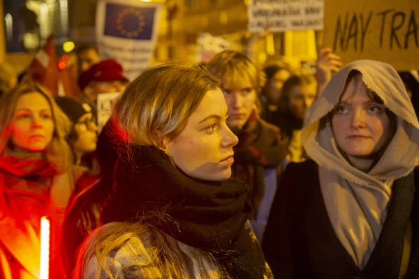 Pilsoniskās izglītības saturs vispārējā izglītībā tikai minimāli veicina jauniešu patriotismu