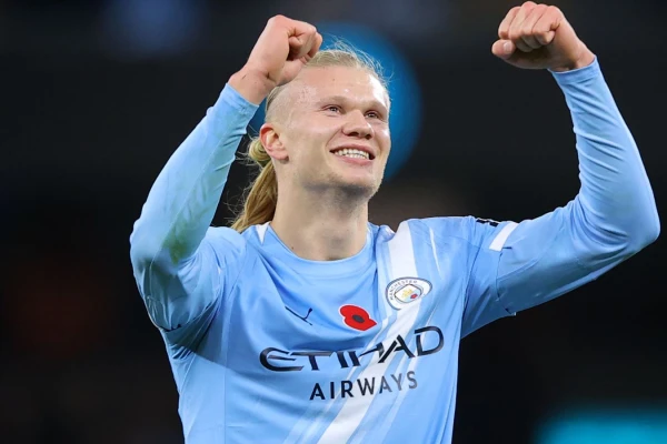 Ērlings Hālands — vienīgais top-100 Čempionu līgas vārtu guvējs, kura gūto vārtu skaits ir lielāks par aizvadīto spēļu skaitu