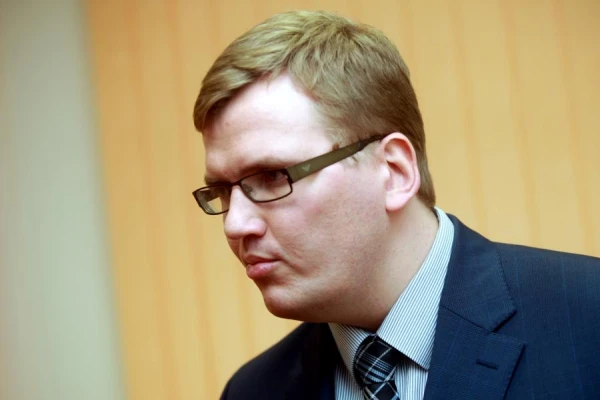 Ja pārvietos piecus eiro no viena kabatas uz otru, tas taču nav ietaupījums - politiķis par budžetu