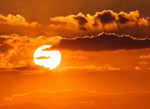 Uz Zemi uzliesīs spēcīgākā šī gada magnētiskā vētra