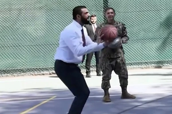 Кадр: @ahmad.hussein.alsharaa