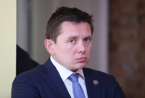 Artus Kaimiņš zaudēja tiesā un samaksās vairāk nekā 24 tūkstošus eiro par ugunsgrēku