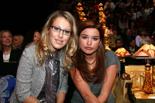 А ведь когда-то две Ксении были особенно близки.